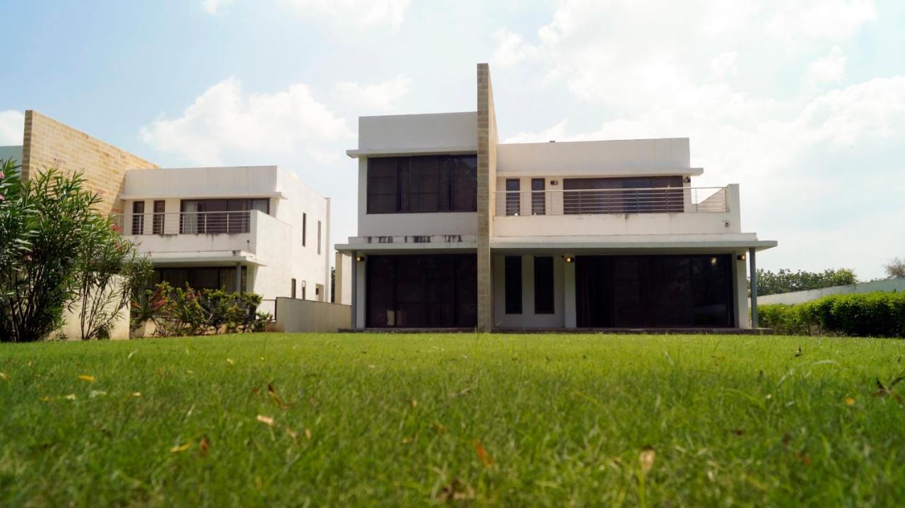 Club Mahindra Kensville Ahmadábád Exteriér fotografie